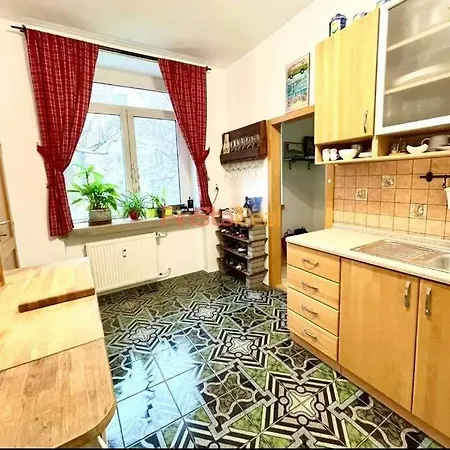 Διαμέρισμα Economy 2 Min From The Main Station